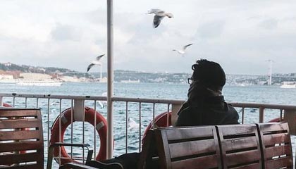 杨瀚森9中9空砍20+9+5表现亮眼 撕裂之城混音惜败